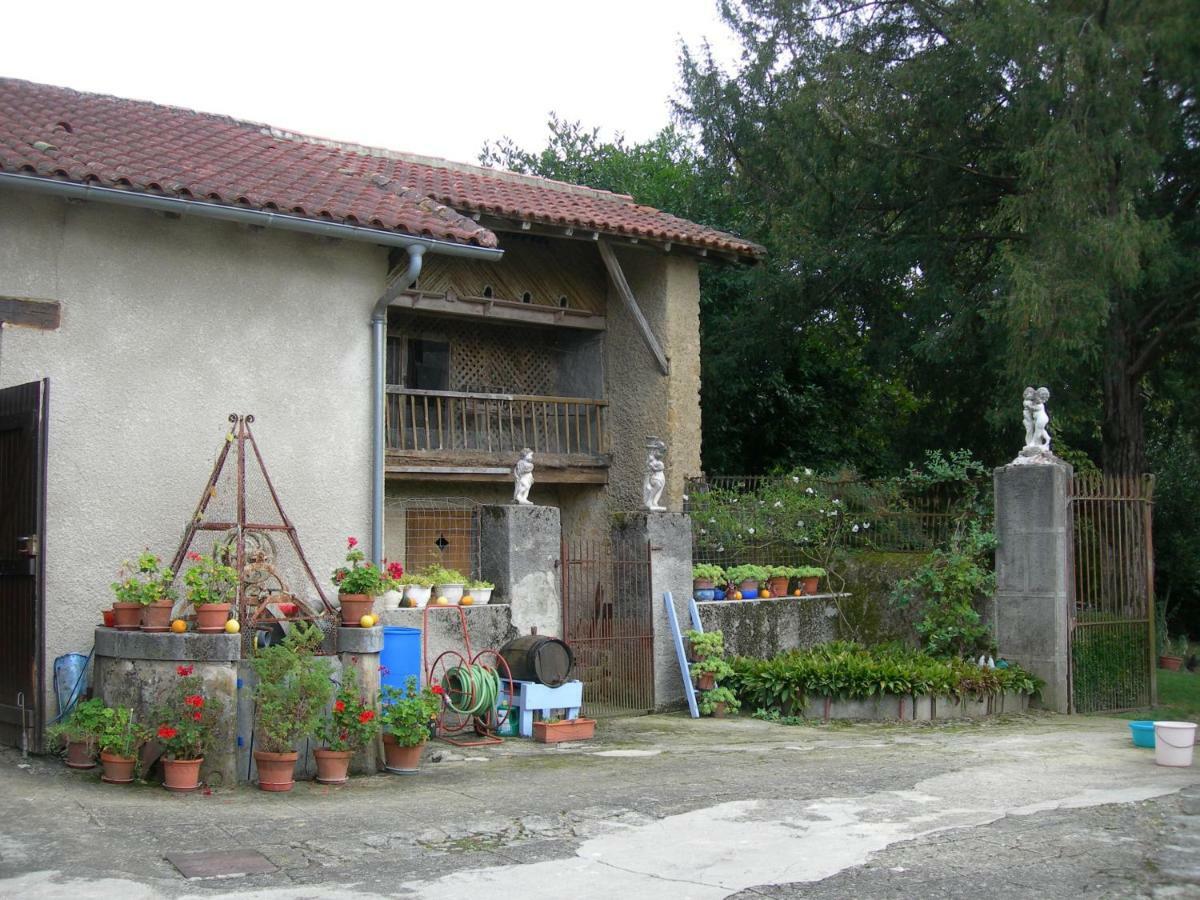 Sous La Glycine Bed & Breakfast Miélan Dış mekan fotoğraf